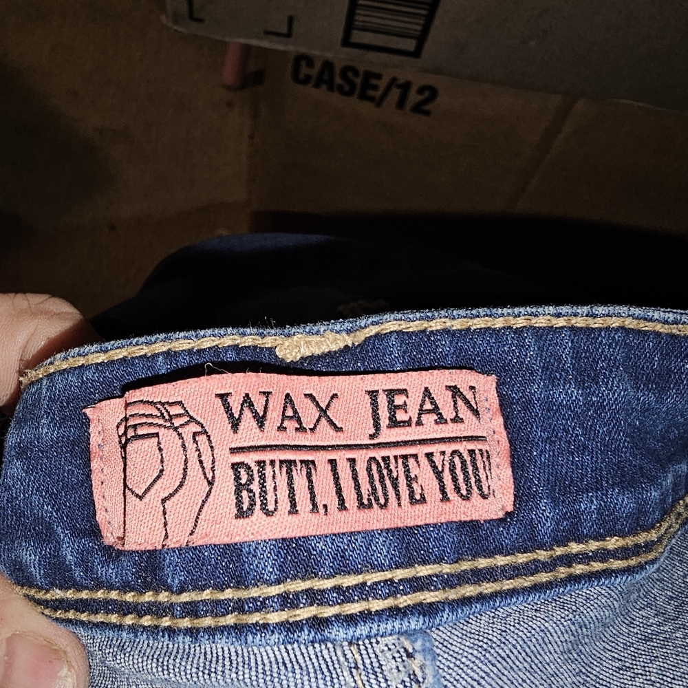 Wax Butt I Love You, Skinny Jeans